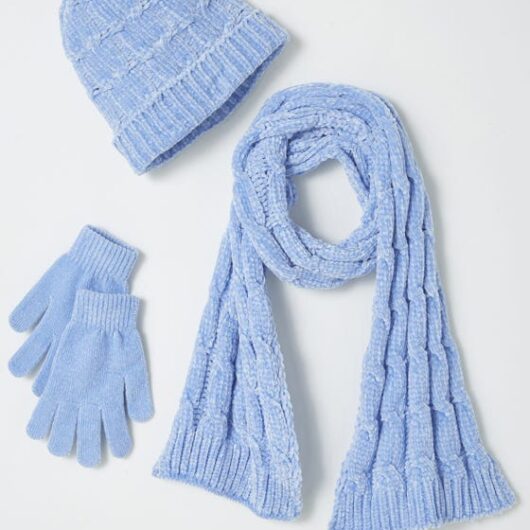 Damart Hat, Scarf & Glove Set