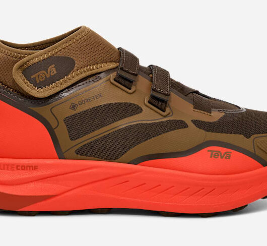 Men's TEVA Trailwinder Mid GORE-TEX Hiking Shoe Shoes in Breen/Mandarin Red, Size 11