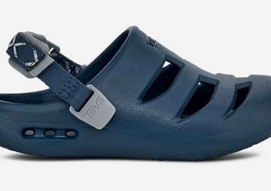 TEVA ApreAqua Closed-Toe Water Sandals in Blue Opal, Size 3